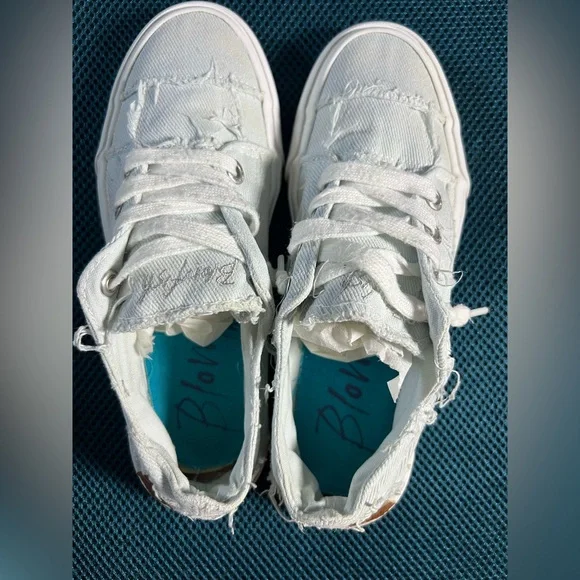 Blowfish Malibu slip on sneakers gray/green and white, size 7 - Picture 6 of 8